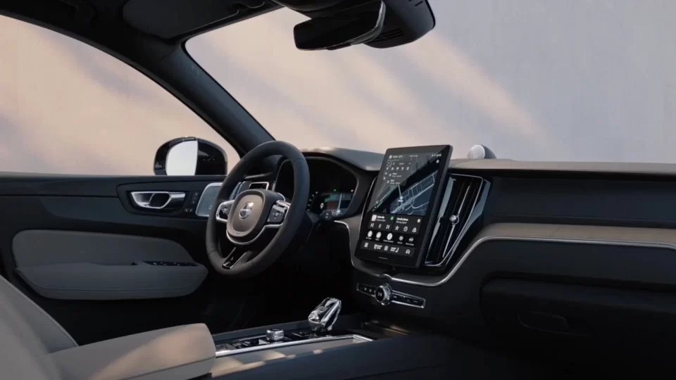xc60-fuel-spotlighthero-16x9-1-scaled.webp