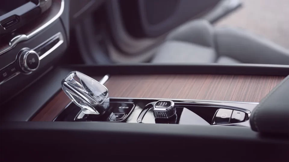 xc60-gallery-4-16x9-1.webp