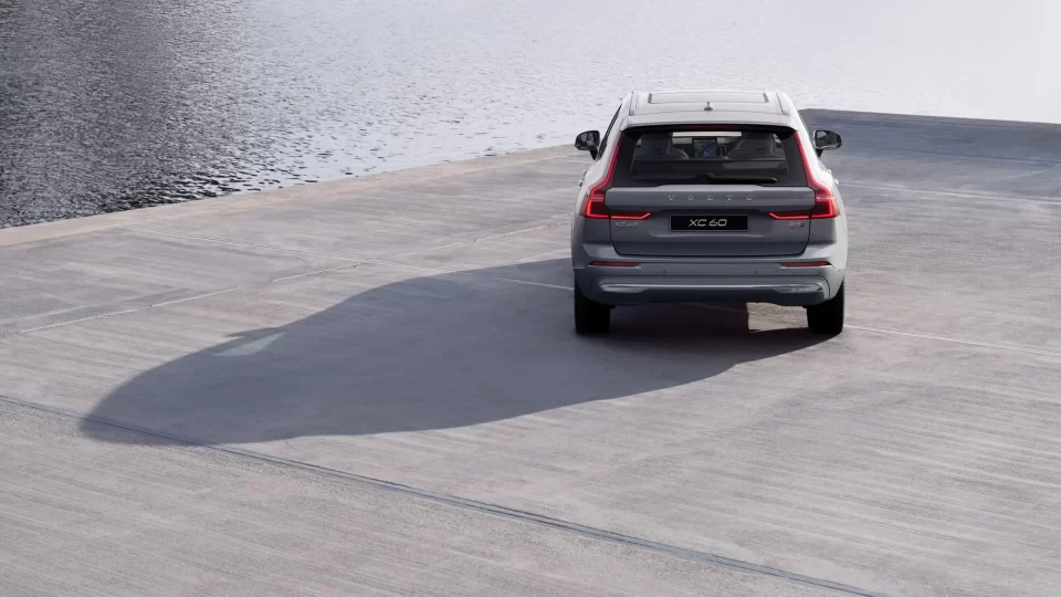 xc60-spotlighthero-gallery-item1-16x9-india-scaled.webp