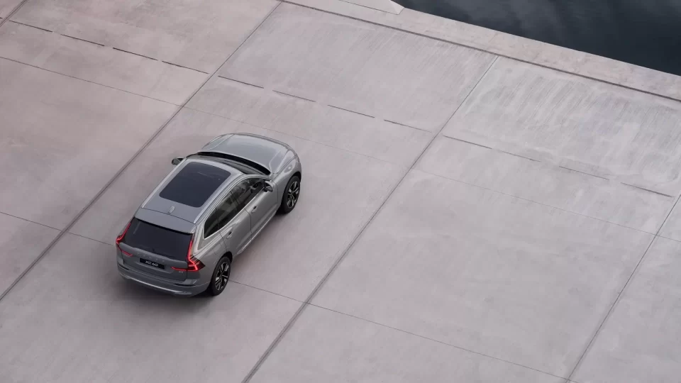 xc60-spotlighthero-gallery-item2-16x9-india-scaled.webp